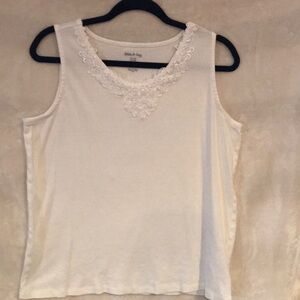 White Stag Women’s White Lace Collar Tank Top - XL